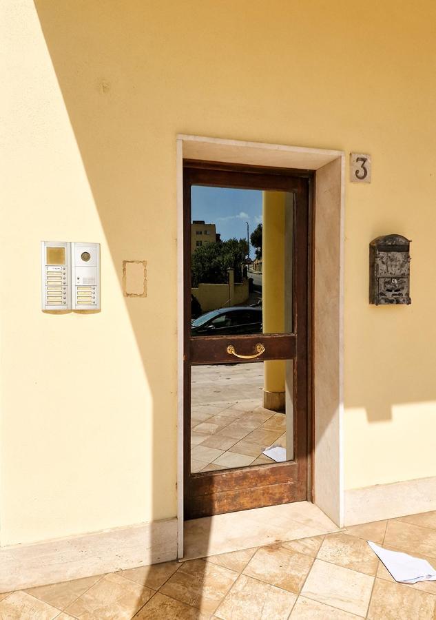 Murphy Holiday Home - Residenza Aldo Moro 02 La Maddalena  Buitenkant foto