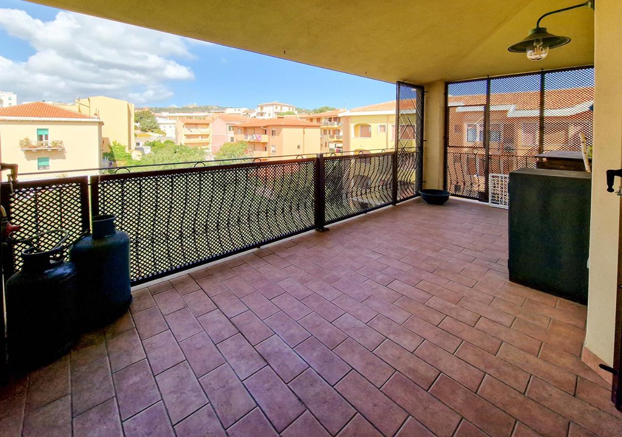 Murphy Holiday Home - Residenza Aldo Moro 02 La Maddalena  Buitenkant foto